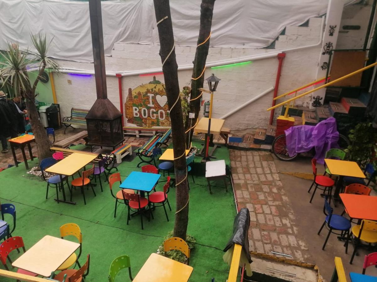 Hostal Gastro Bar Casa Colibri Bogotá Zewnętrze zdjęcie