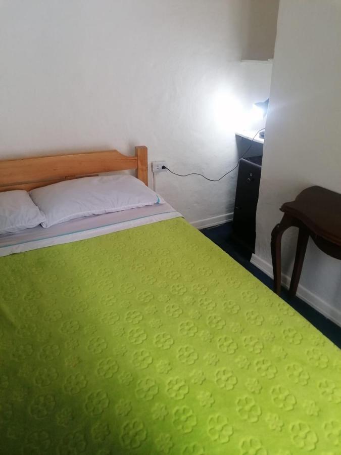 Hostal Gastro Bar Casa Colibri Bogotá Zewnętrze zdjęcie