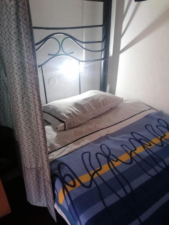 Hostal Gastro Bar Casa Colibri Bogotá Zewnętrze zdjęcie