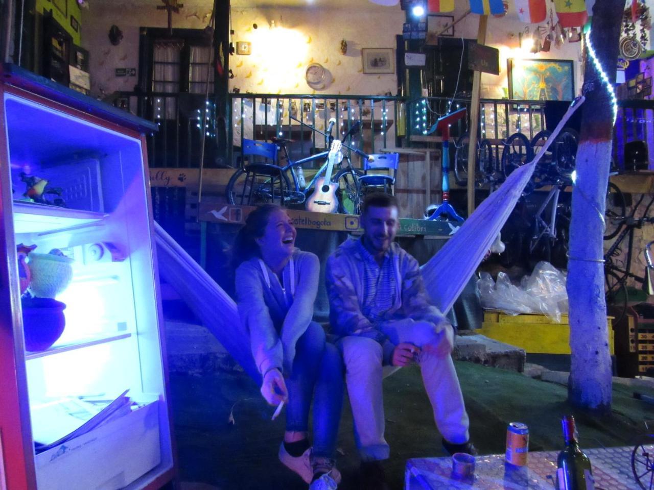 Hostal Gastro Bar Casa Colibri Bogotá Zewnętrze zdjęcie