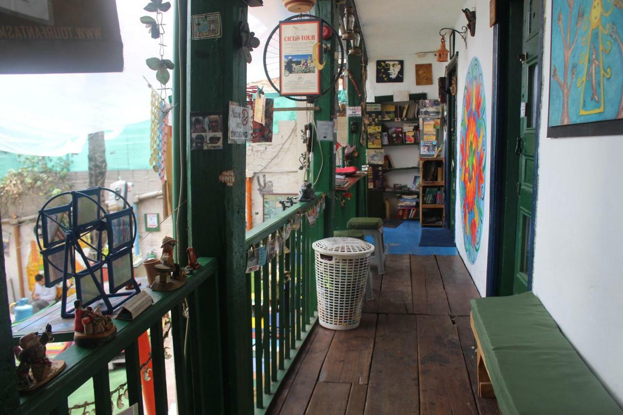 Hostal Gastro Bar Casa Colibri Bogotá Zewnętrze zdjęcie